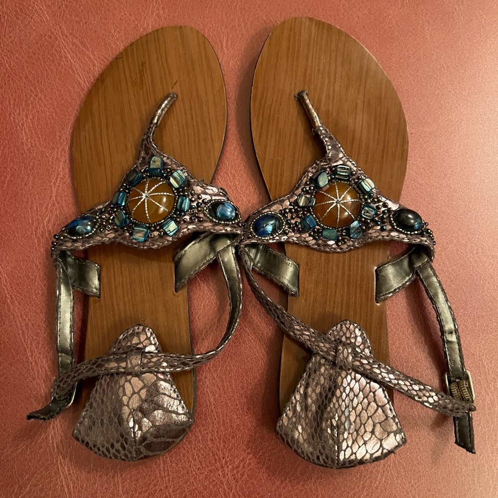 Qupid Gem Medallion Blue/Brown Thong Flip Flop Flat Ankle Strap Sandal Shoes